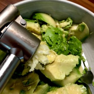 Avocado mit Knoblauch